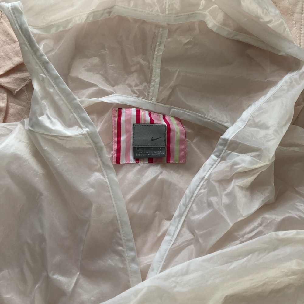 Nike rain pullover